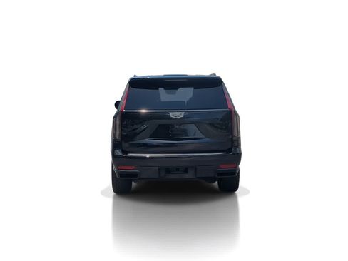 Used 2021 Cadillac Escalade Premium Luxury AWD/4WD image 7