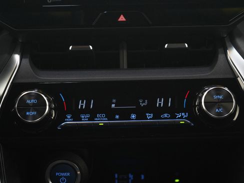 Used 2021 Toyota Venza XLE w/ Softex Package image 15