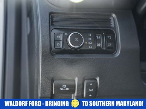 Used 2025 Ford F350 Lariat w/ Chrome Package image 50