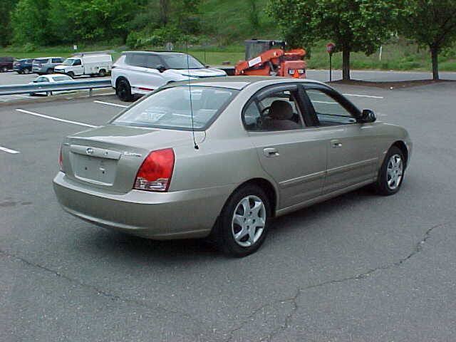 Used 2005 Hyundai Elantra GLS FWD image 7