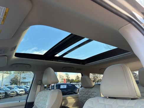 New 2026 Nissan Armada Platinum Reserve w/ Accent Package image 31