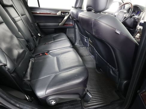 Used 2018 Lexus GX 460 Luxury w/ Preferred Accessory Package AWD/4WD image 22
