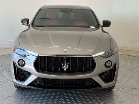 Used 2022 Maserati Levante Modena AWD/4WD image 6