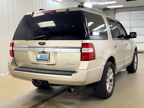 Used 2017 Ford Expedition Limited w/ Equipment Group 301A AWD/4WD image 5