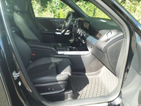 Certified 2024 Mercedes-Benz GLB 250 image 10