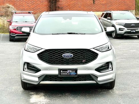 Used 2019 Ford Edge ST w/ Equipment Group 401A image 2