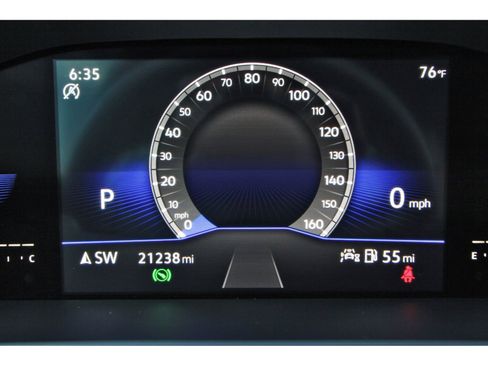 Used 2022 Volkswagen Tiguan SE FWD image 17