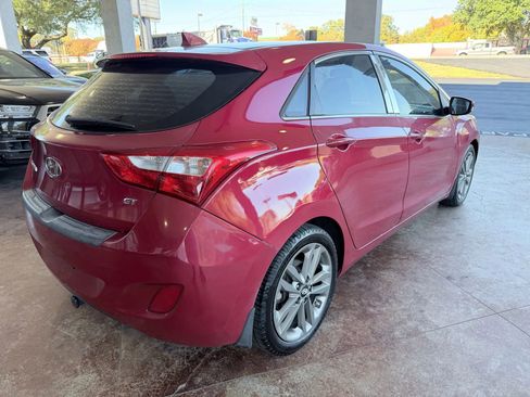 Used 2016 Hyundai Elantra GT w/ Option Group 02 image 7