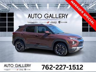 Used 2023 Chevrolet TrailBlazer LT image 1