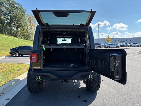 Used 2021 Jeep Wrangler Unlimited Sport AWD/4WD image 11