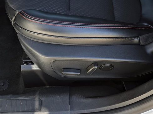 Certified 2024 Ford Escape ST-Line Select w/ Tech Pack #2 image 28