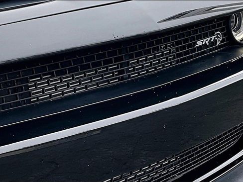 Used 2019 Dodge Challenger SRT Hellcat Redeye image 27