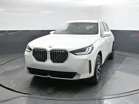 New 2026 BMW X3 xDrive30 w/ Convenience Package image 30