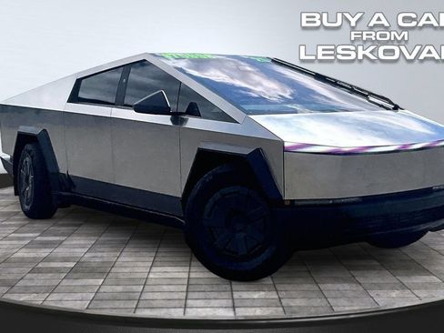 Used 2025 Tesla Cybertruck AWD Crew Cab image 1