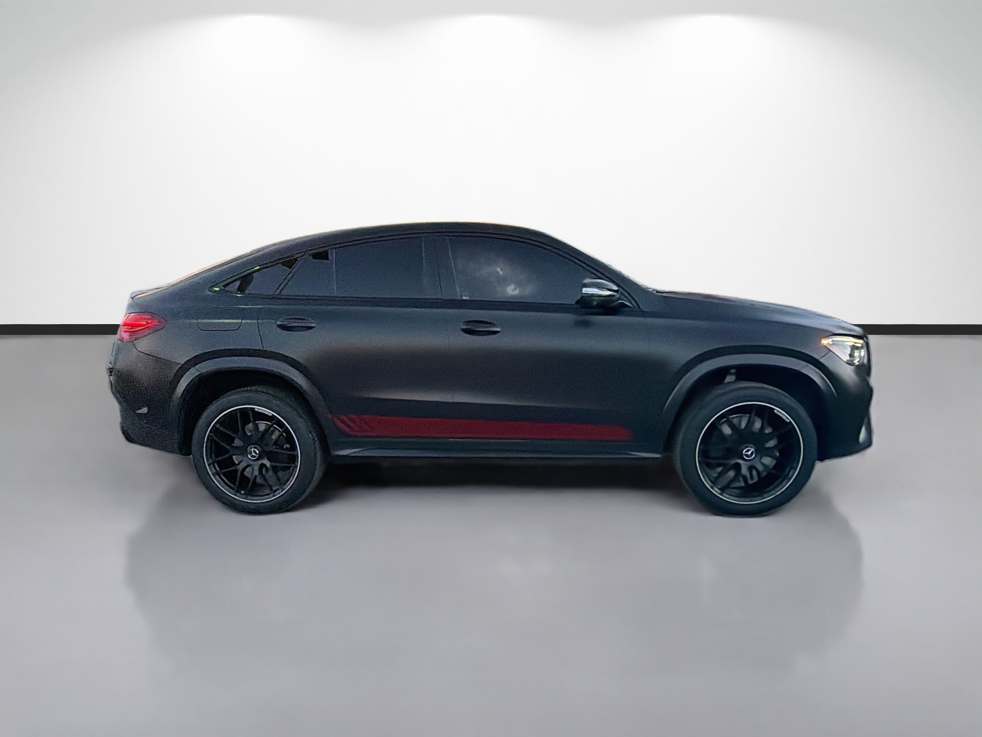 Used 2024 Mercedes-Benz GLE 53 AMG 4MATIC Coupe image 2