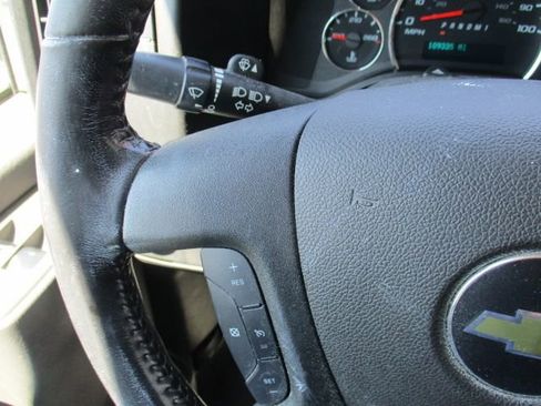 Used 2020 Chevrolet Express 2500 w/ Driver Convenience Package image 21