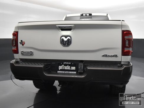 Used 2022 RAM 2500 Limited AWD/4WD image 6