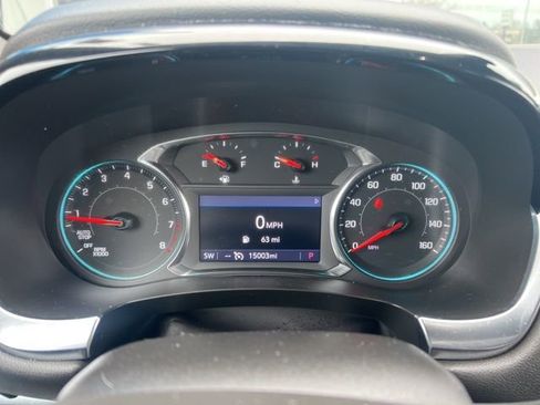 Used 2023 Chevrolet Traverse LT image 23