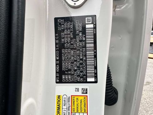 Certified 2025 Acura ADX A-Spec AWD/4WD image 15