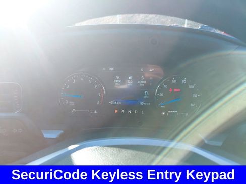 Certified 2022 Ford Explorer XLT w/ Equipment Group 202A image 23