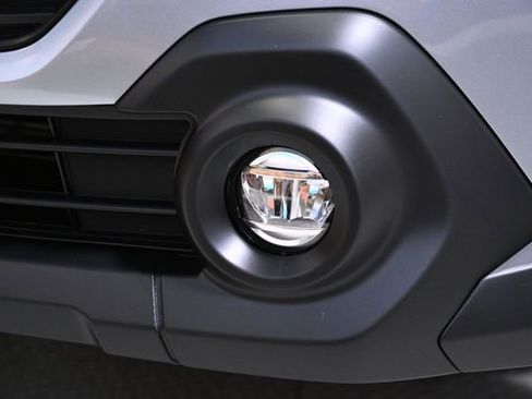 Used 2025 Subaru Outback Premium w/ Popular Package #1A image 18