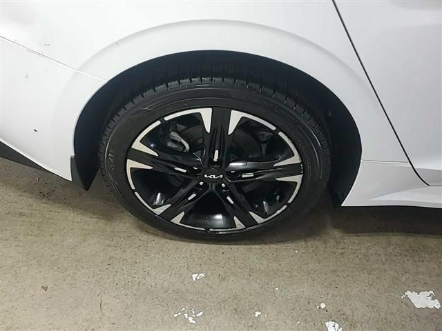 Used 2023 Kia K5 GT-Line w/ GT-Line Premium Package FWD image 17