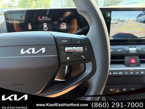 New 2026 Kia K4 FWD image 32