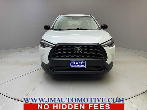Used 2023 Toyota Corolla Cross L AWD/4WD image 8