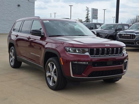 New 2026 Jeep Grand Cherokee L Limited image 1