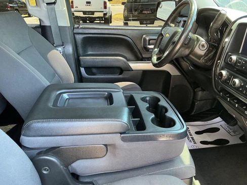 Used 2018 Chevrolet Silverado 1500 LT w/ All Star Edition AWD/4WD image 8
