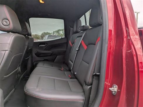 Used 2023 Chevrolet Colorado Z71 w/ Z71 Convenience Package 2 image 13