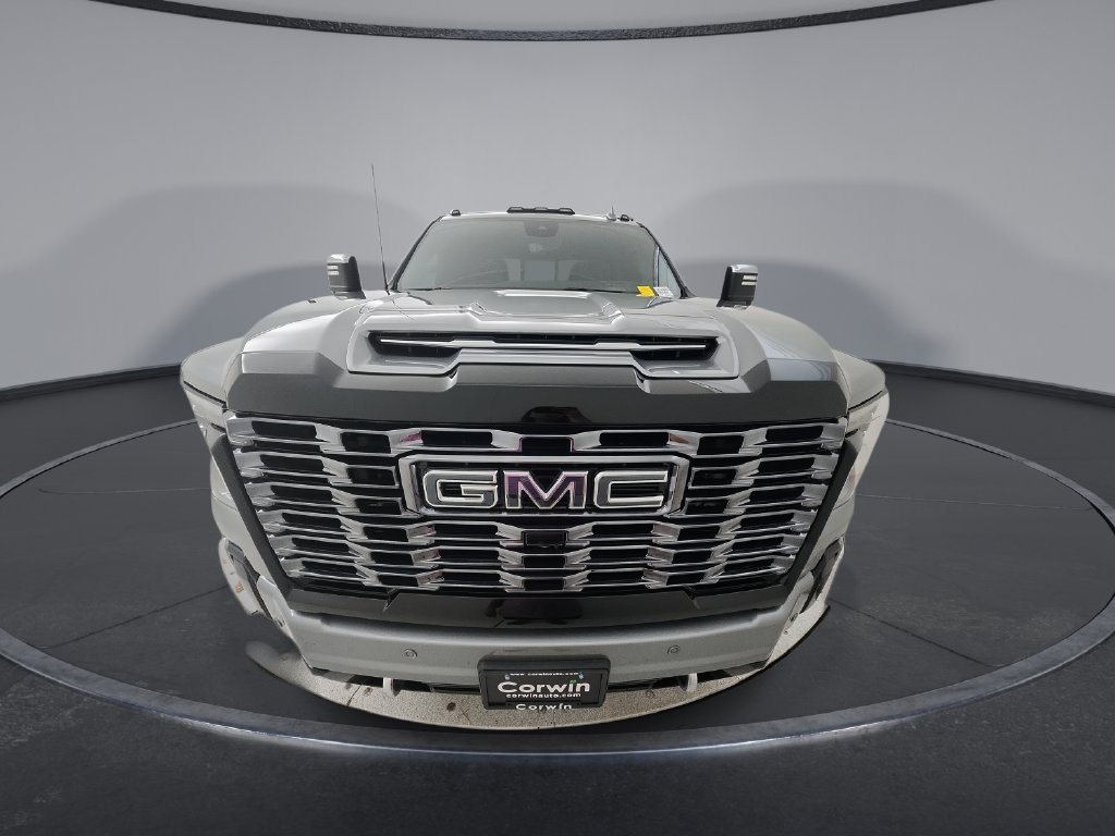Used 2025 GMC Sierra 2500 Denali Ultimate AWD/4WD image 3