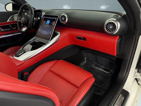 Certified 2022 Mercedes-Benz SL 63 AMG 4MATIC image 29
