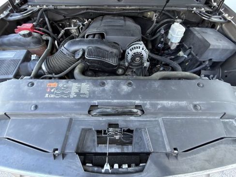 Used 2013 Chevrolet Tahoe LTZ RWD image 33