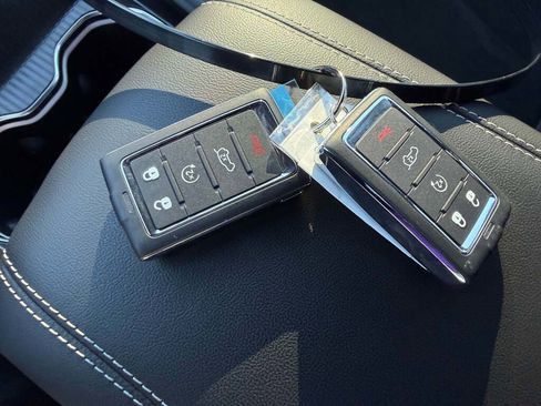 New 2026 Jeep Grand Cherokee Altitude image 29