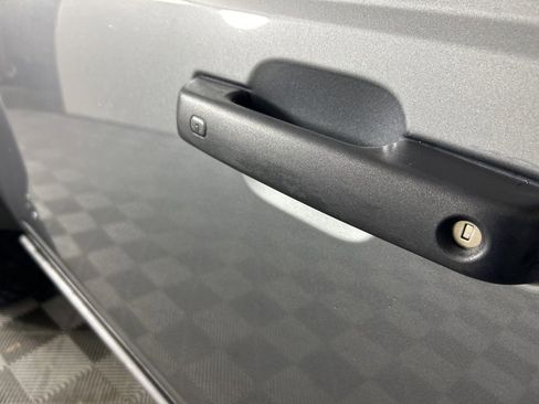 Used 2022 Ford Bronco Badlands image 11