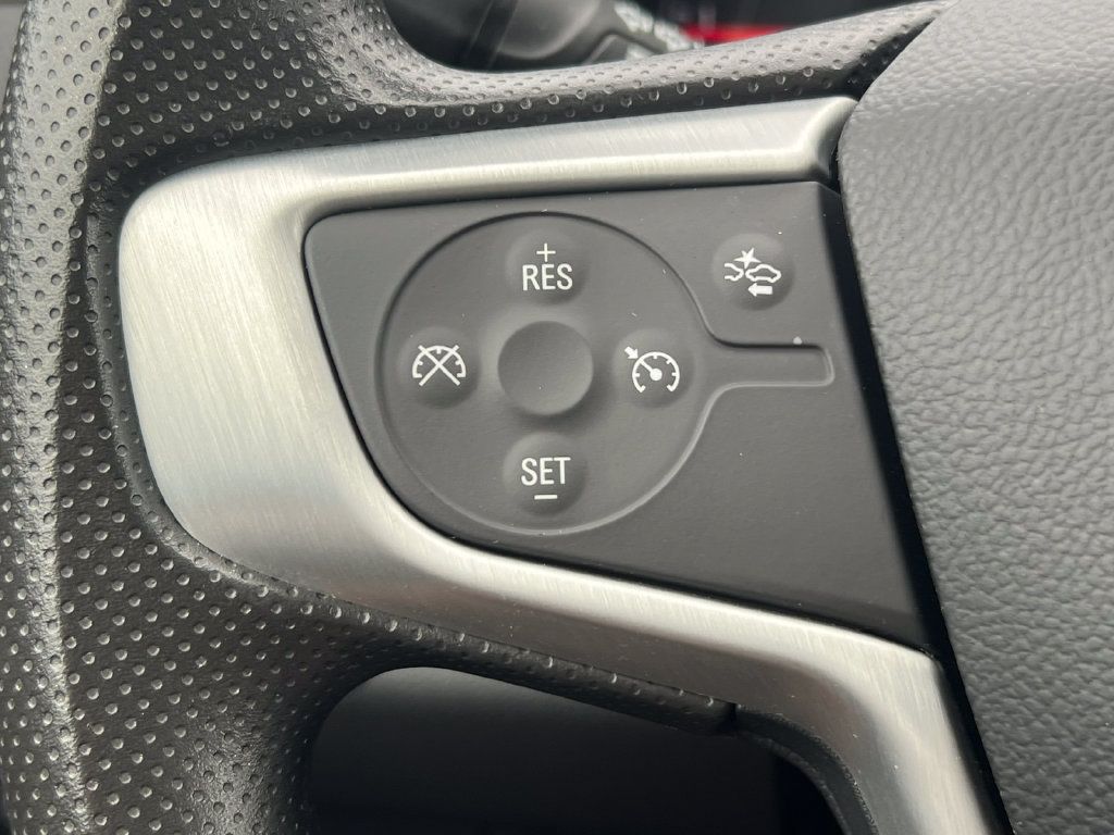 Used 2023 GMC Terrain SLE w/ Driver Convenience Package AWD/4WD image 19