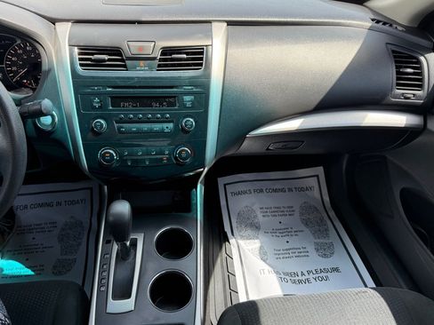 Used 2015 Nissan Altima 2.5 S w/ Power Driver Seat Package FWD image 10