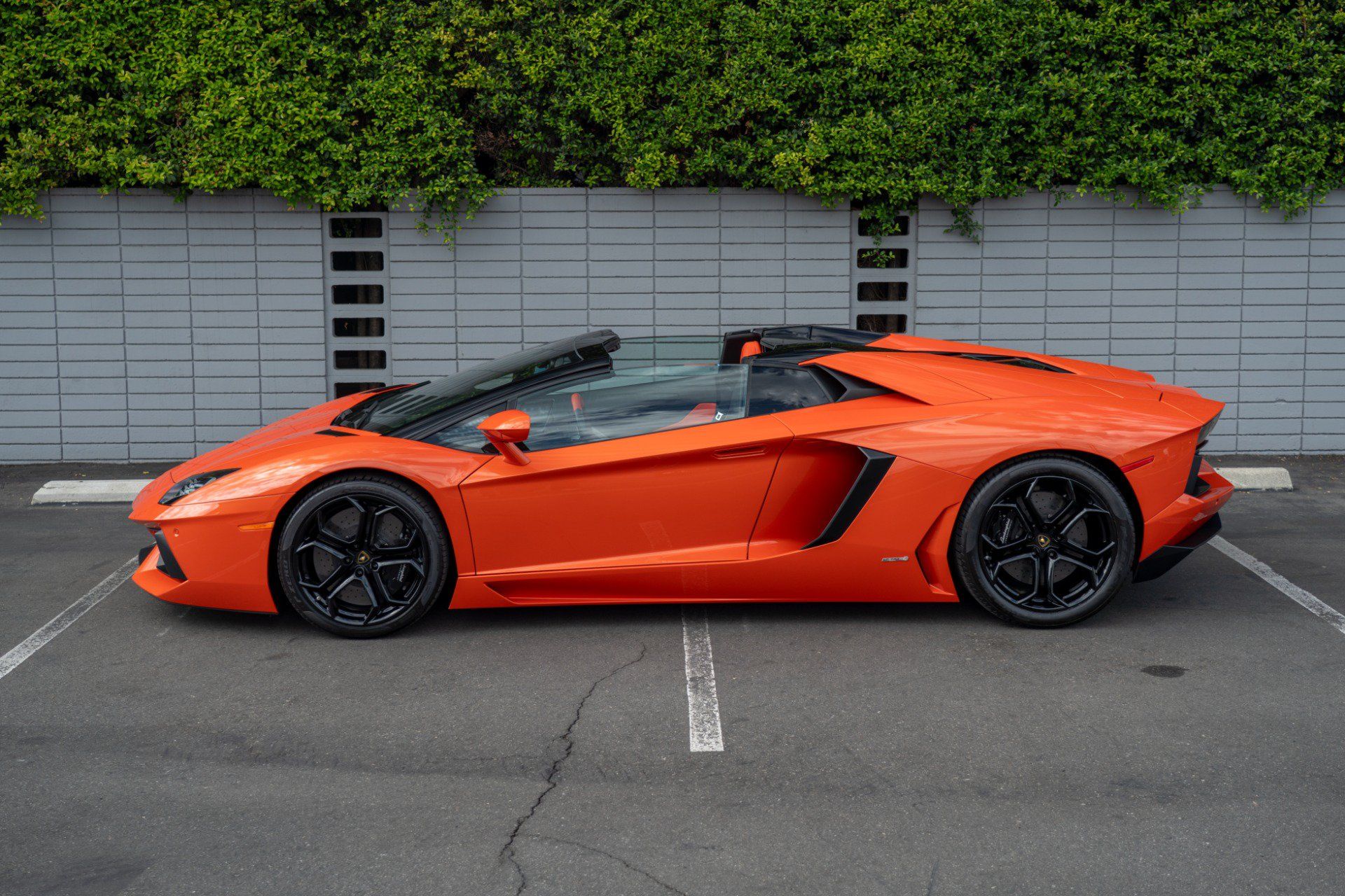 Used 2014 Lamborghini Aventador LP 700-4 AWD/4WD image 17