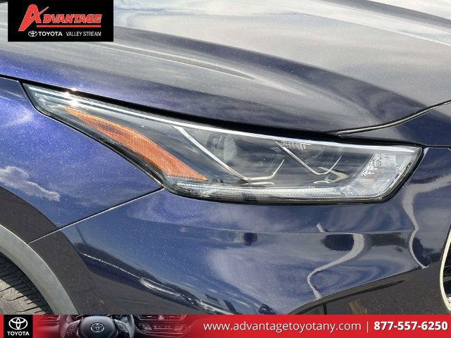 Used 2023 Toyota Highlander Limited AWD/4WD image 12