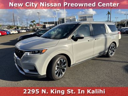 Used 2024 Kia Carnival EX