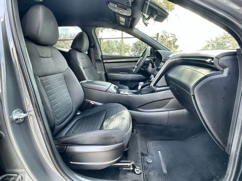 Used 2022 Hyundai Santa Cruz SEL image 9