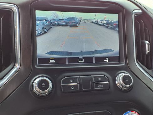 Used 2021 GMC Sierra 1500 AT4 image 17