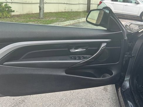 Used 2018 BMW 430i Convertible RWD image 15