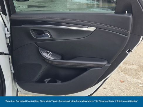 Used 2017 Chevrolet Impala LT w/ Convenience Package image 14