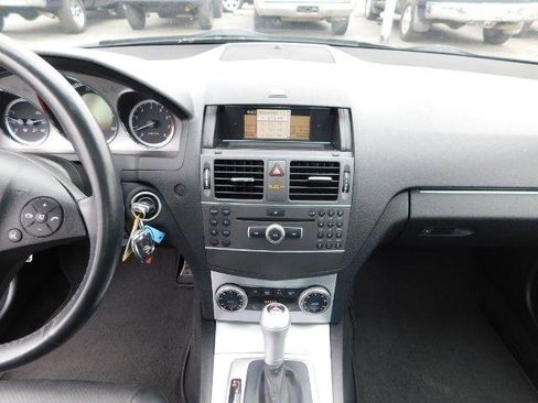 Used 2011 Mercedes-Benz C 300 Sedan image 17