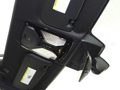 Used 2024 BMW X3 sDrive30i w/ M Sport Package image 17