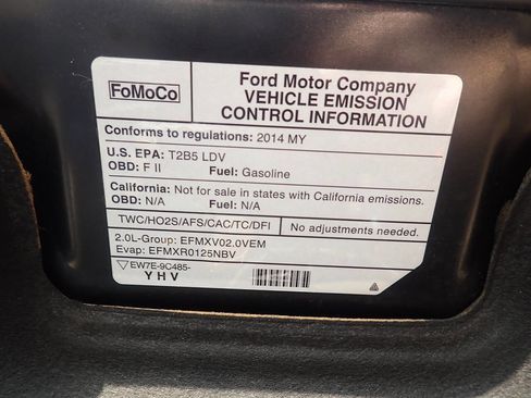 Used 2014 Ford Fusion SE w/ Equipment Group 202A image 40
