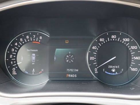 Used 2016 Lincoln MKX Reserve w/ Climate Package FWD image 10