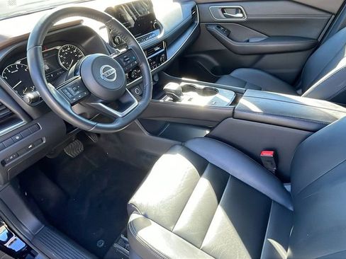 Used 2021 Nissan Rogue SL w/ Premium Package image 14